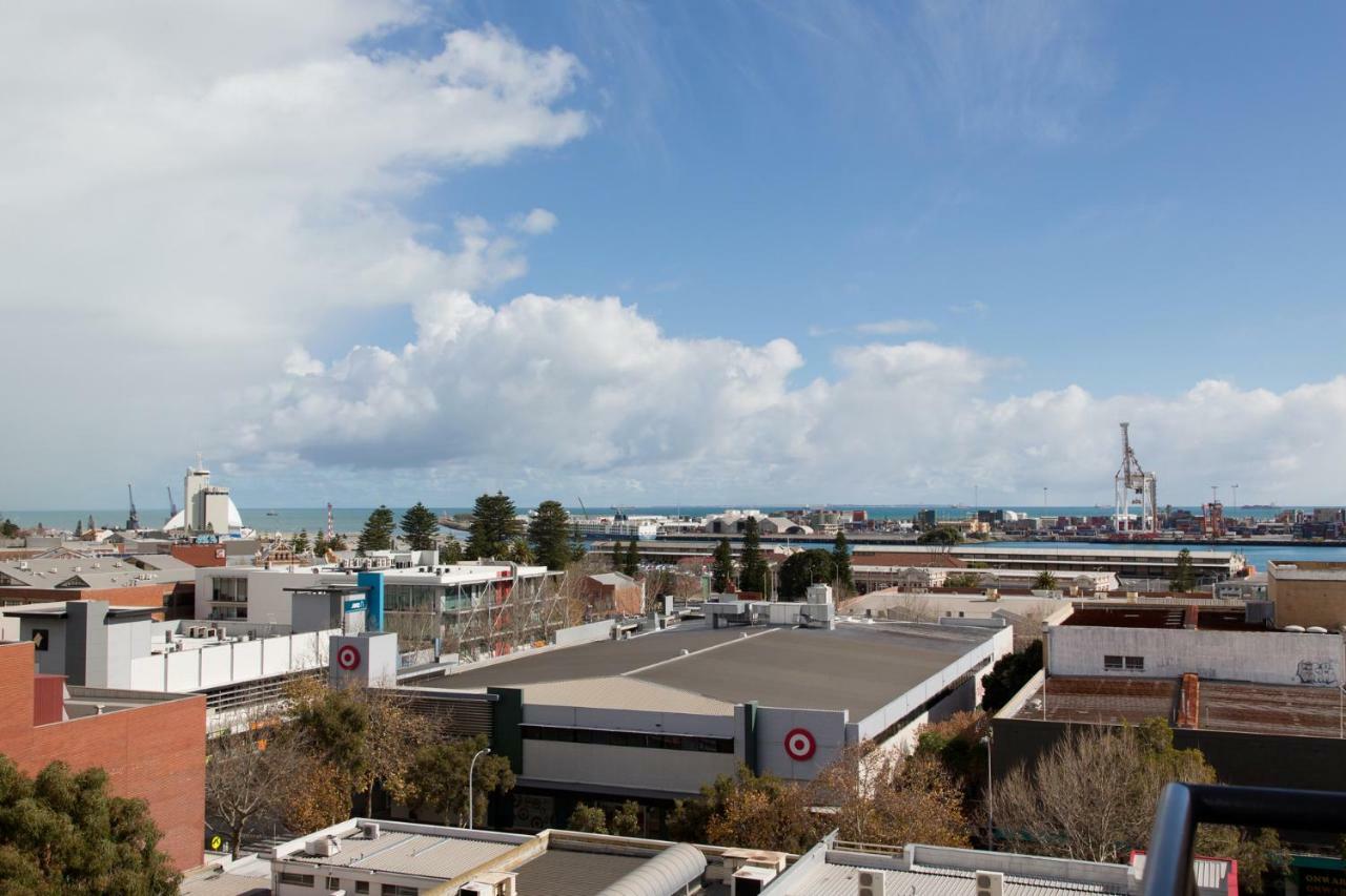 Ocean Breeze Apartment Fremantle Exterior photo